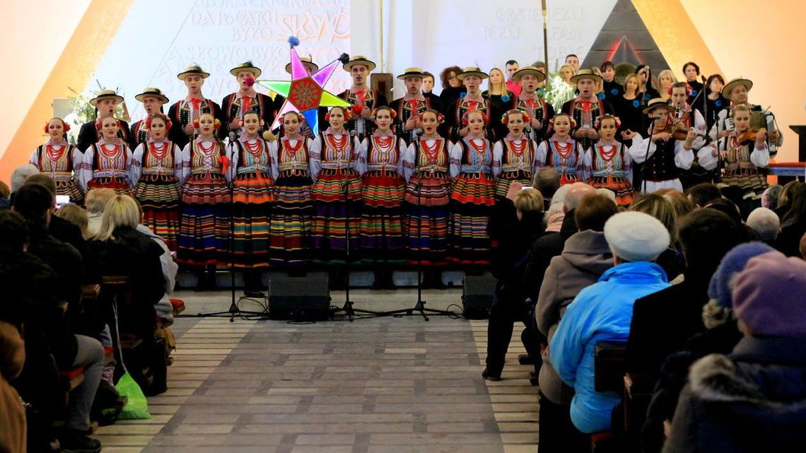 Kolędy wybrzmiały w Puławach. Grand Prix dla Lublina [zdjęcia, wideo]