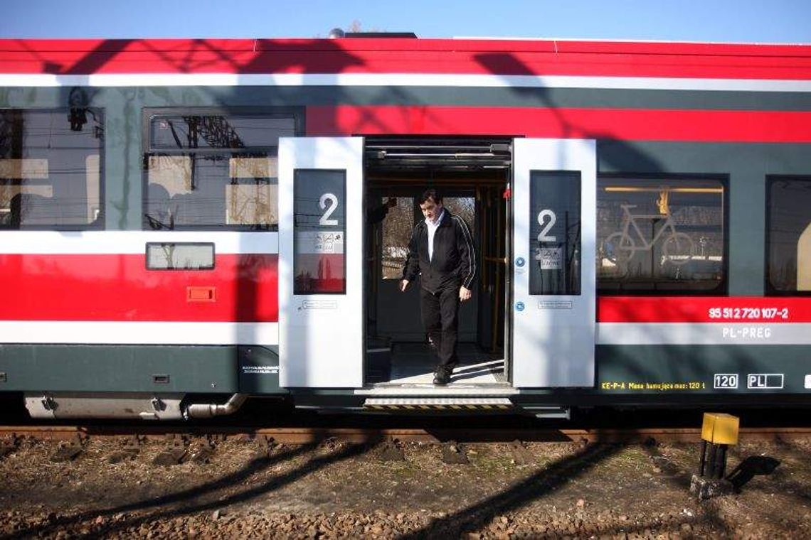 Kolej kusi autobusem do Kazimierza Dolnego