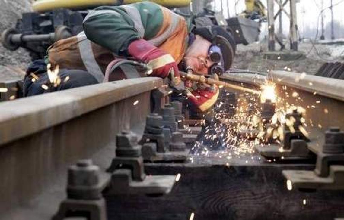 Kolej przebuduje linię z Lublina do Stalowej Woli Kolej przebuduje linię z Lublina do Stalowej Woli