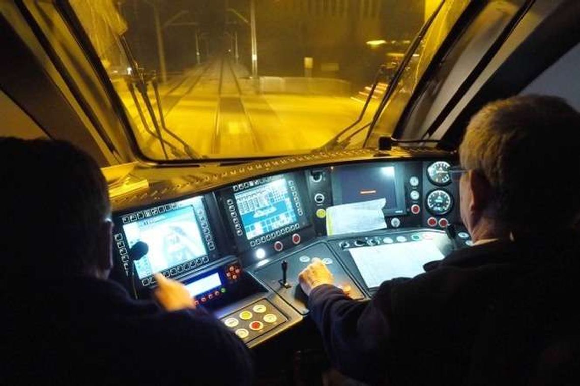 Kolej przyspiesza. Pociągiem z Lublina do Warszawy w 90 minut Kolej przyspiesza. Pociągiem z Lublina do Warszawy w 90 minut