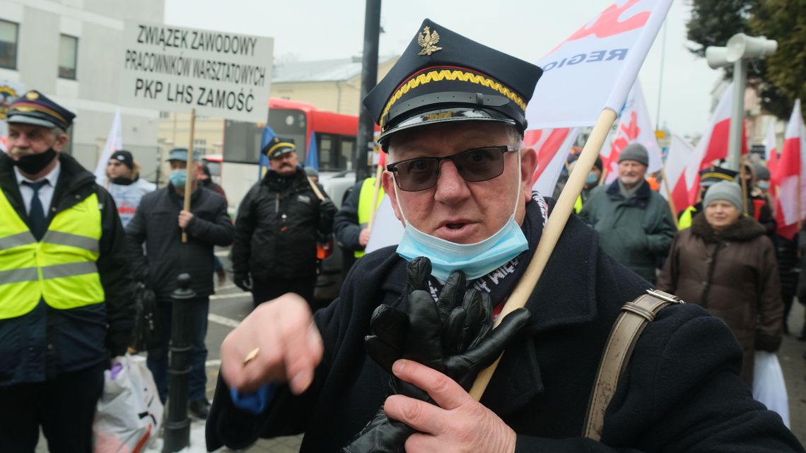 Kolejarze protestowali przed konsulatem Ukrainy w Lublinie