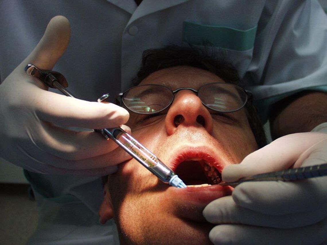Kolejka do dentystów w Lublinie nie taka długa, jak... wygląda 