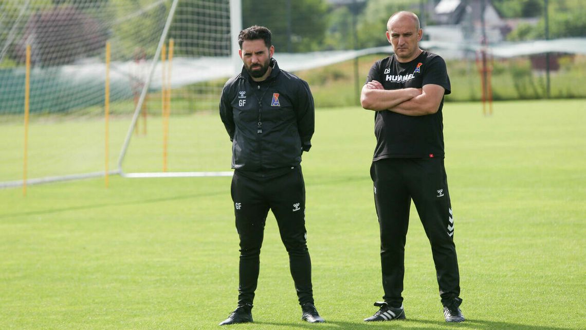 Kolejna afera z Goncalo Feio w roli głównej. Motor Lublin pojechał na obóz bez kierownika?