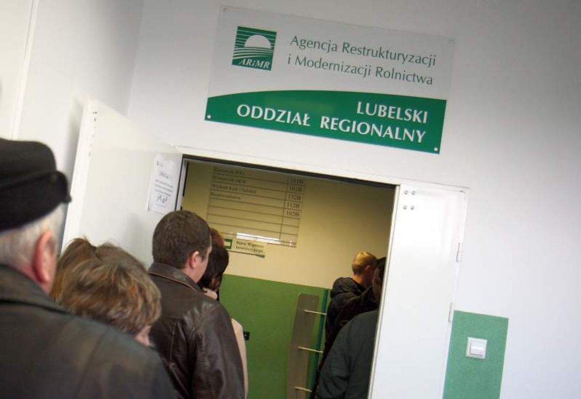 Kolejna agencja szuka lokalu