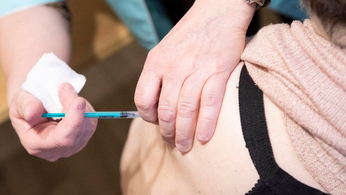 Kolejna firma złożyła wniosek o dopuszczenie do obrotu szczepionki przeciw COVID-19 Kolejna firma złożyła wniosek o dopuszczenie do obrotu szczepionki przeciw COVID-19