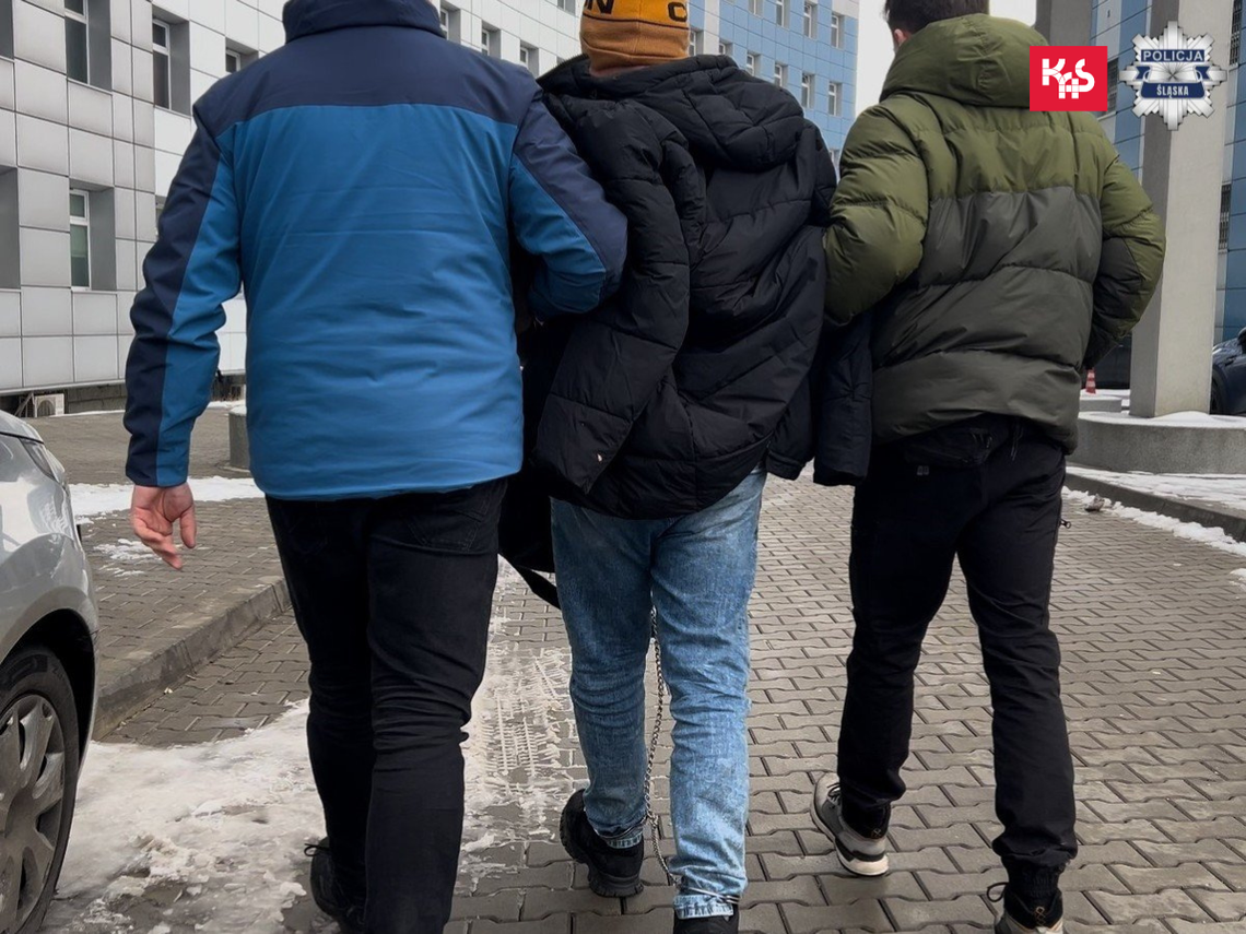 mafia śmieciowa, mężczyzna w kajdankach