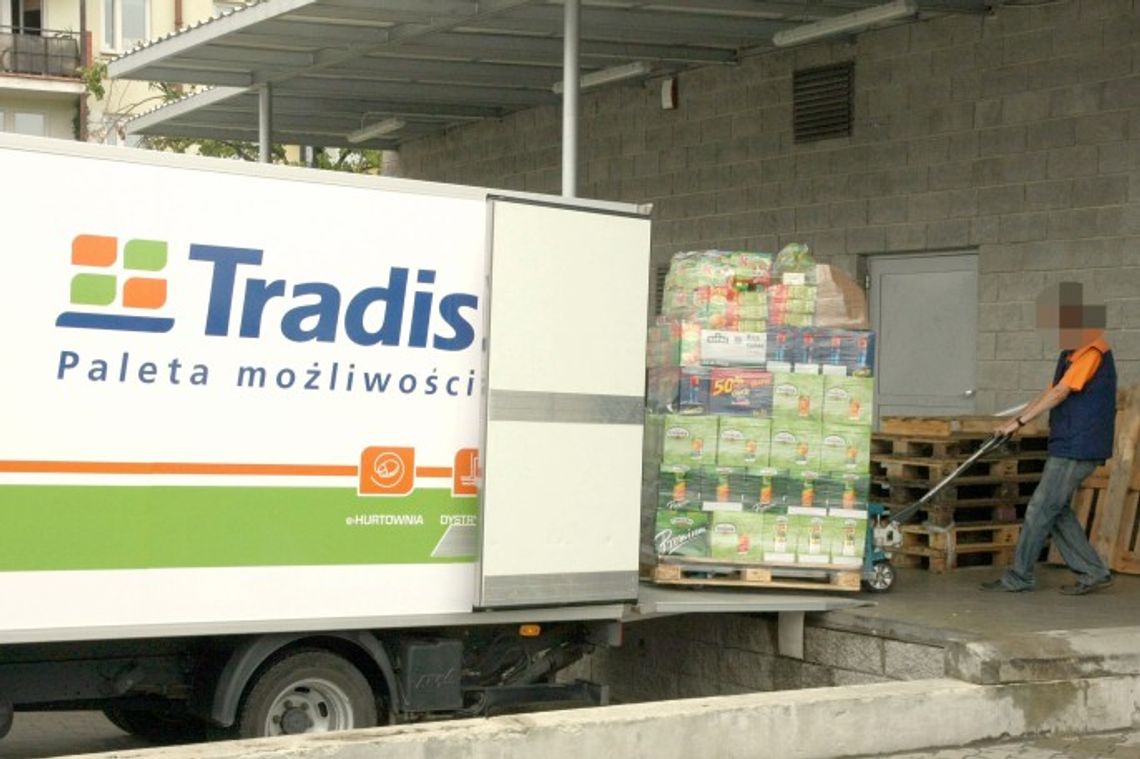 Kolejne zwolnienia w firmie Tradis. Pracę straci tysiąc osób? Kolejne zwolnienia w firmie Tradis. Pracę straci tysiąc osób?