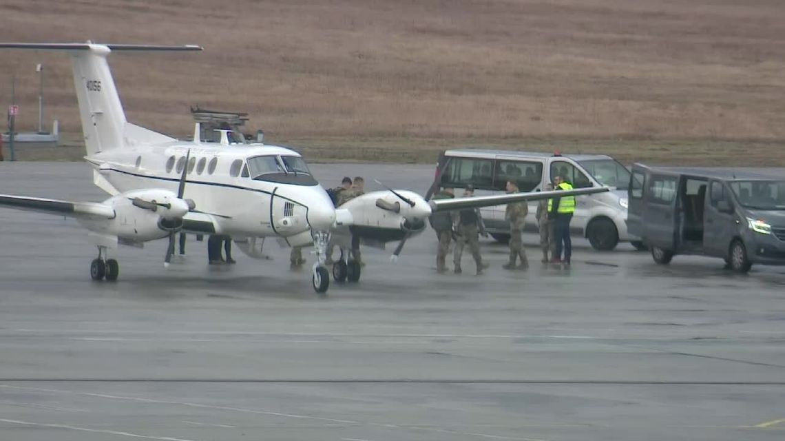 Kolejny amerykański samolot z żołnierzami wylądował na lotnisku w Jasionce 