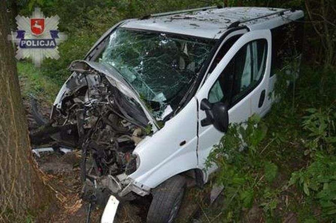 Kolejny wypadek busa. Jedna osoba nie żyje, trzy są w szpitalu