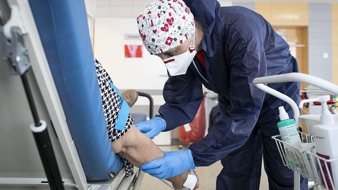 Kolejnych 715 osób zakażonych koronawirusem w Lubelskiem