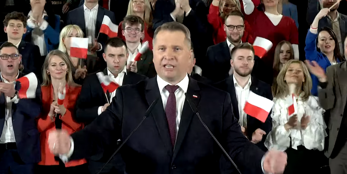Kolizja samochodu, w którym jechał Czarnek. „Nic poważnego się nie stało” Kolizja samochodu, w którym jechał Czarnek. „Nic poważnego się nie stało”
