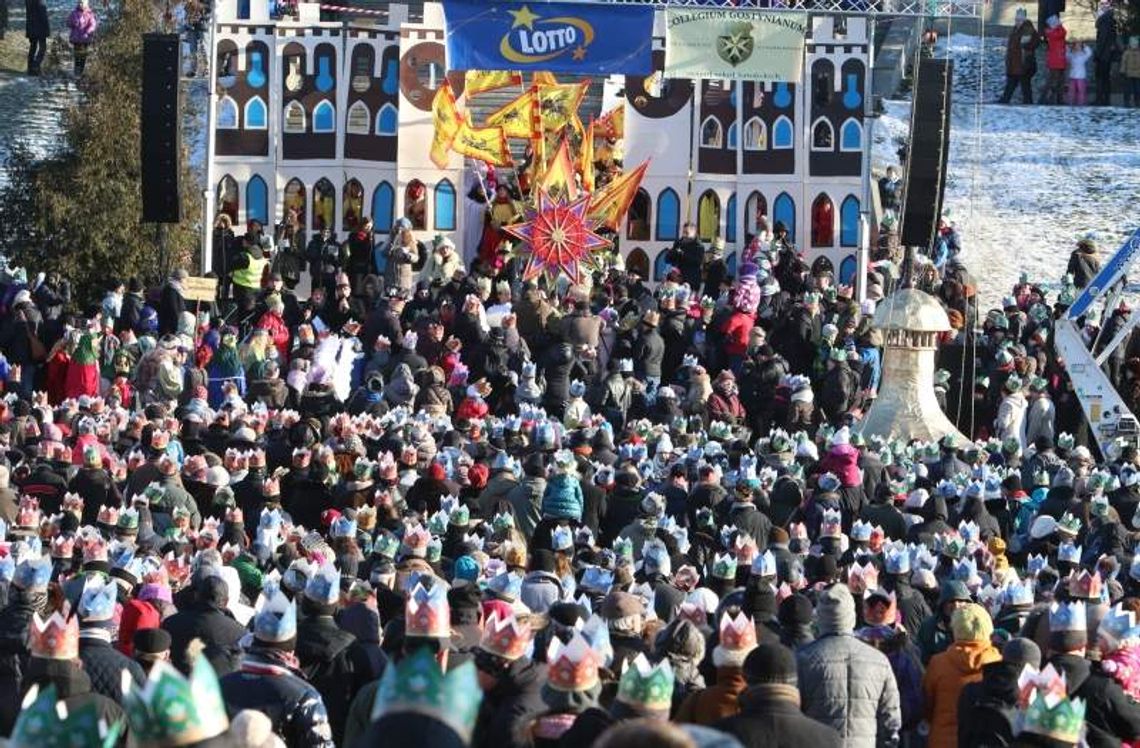 Kolorowy Orszak Trzech Króli przeszedł przez Lublin (wideo)