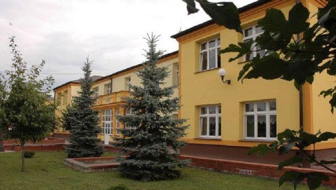 Komu przeszkadza patron liceum w Wisznicach 