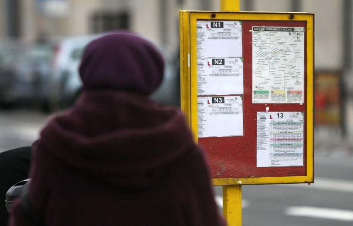 Komunikacja miejska: Chcesz wsiąść do autobusu? Podnieś rękę Komunikacja miejska: Chcesz wsiąść do autobusu? Podnieś rękę