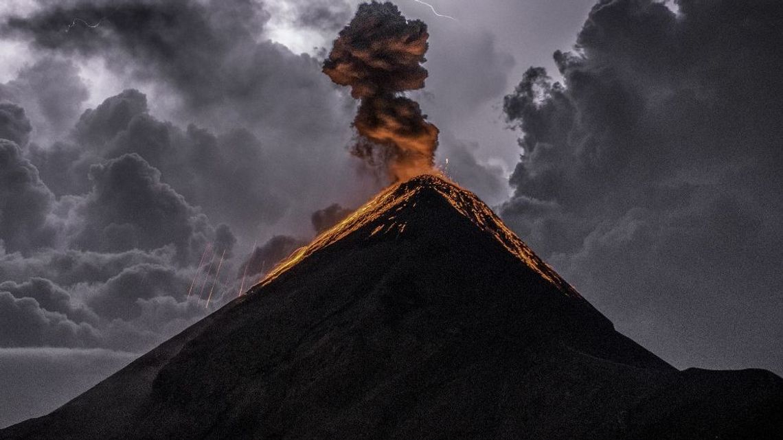 "Końca świata nie było". Spotkanie podróżnicze w MBP