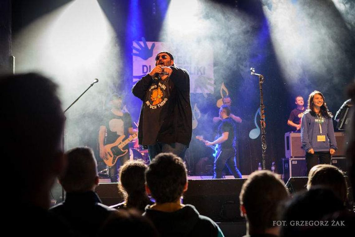 Koncert \"Razem dla Angeliki\": Zagrały zespoły Piersi i Pawkin (zdjęcia)