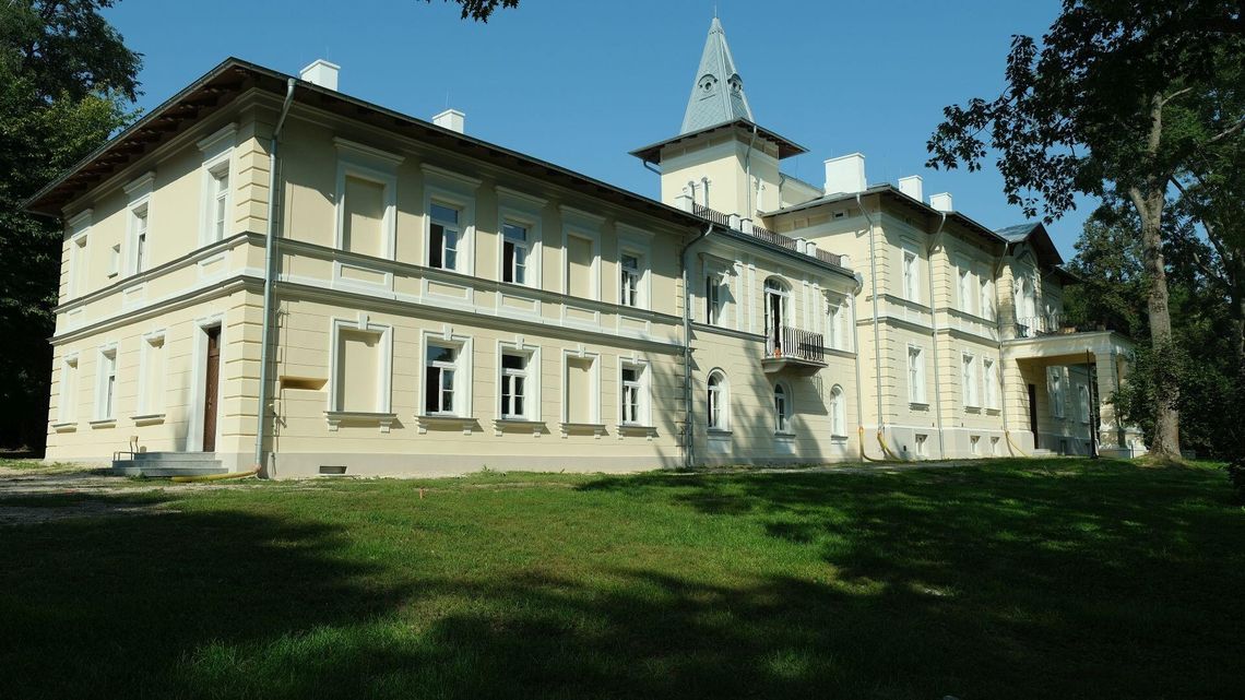 Kończy się rewitalizacja zabytkowego pałacu i parku pod Lublinem