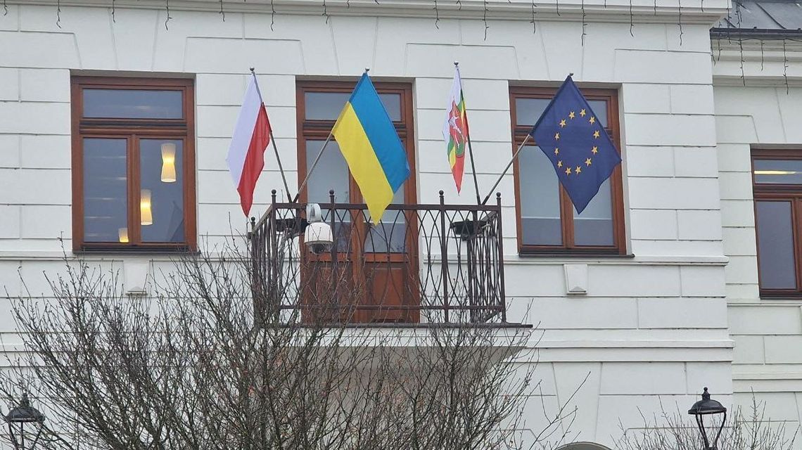 Konfederacja nie chce flagi Ukrainy na ratuszu. Poseł Pejo pisze do prezydenta Konfederacja nie chce flagi Ukrainy na ratuszu. Poseł Pejo pisze do prezydenta