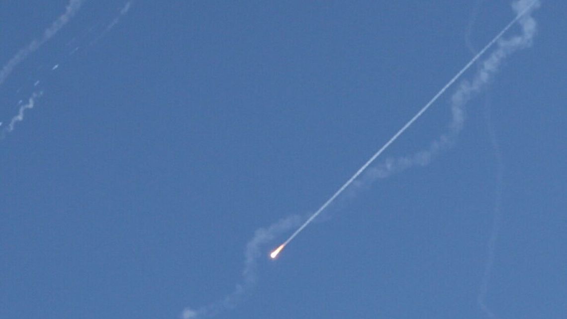 Konflikt Iran-Izrael: 11 osób rannych, Trump interweniuje 