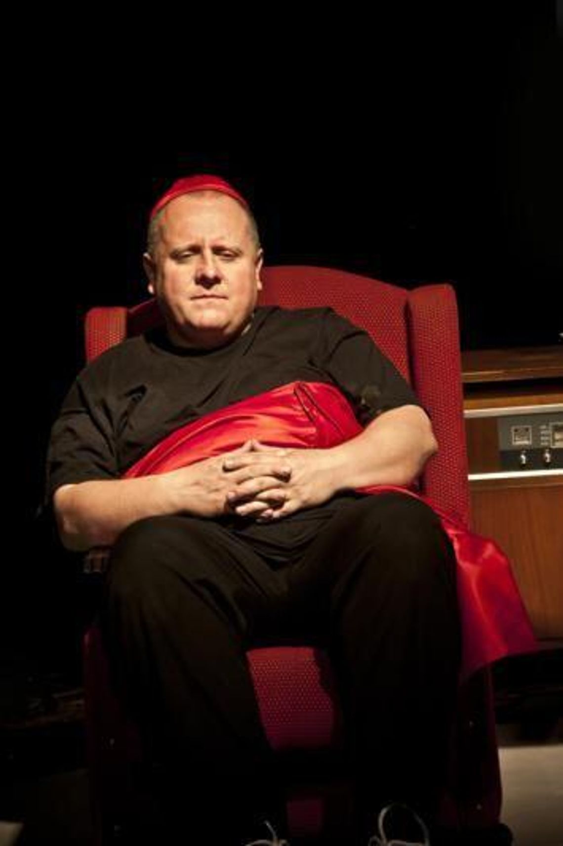 Konfrontacje Teatralne: \"Popiełuszko\" teatru Polskiego (recenzja spektaklu) Konfrontacje Teatralne: \"Popiełuszko\" teatru Polskiego (recenzja spektaklu)