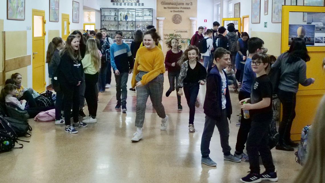 Koniec dzwonków na lekcje i przerwy. Szkoła z Lubelskiego eksperymentuje z ciszą Koniec dzwonków na lekcje i przerwy. Szkoła z Lubelskiego eksperymentuje z ciszą