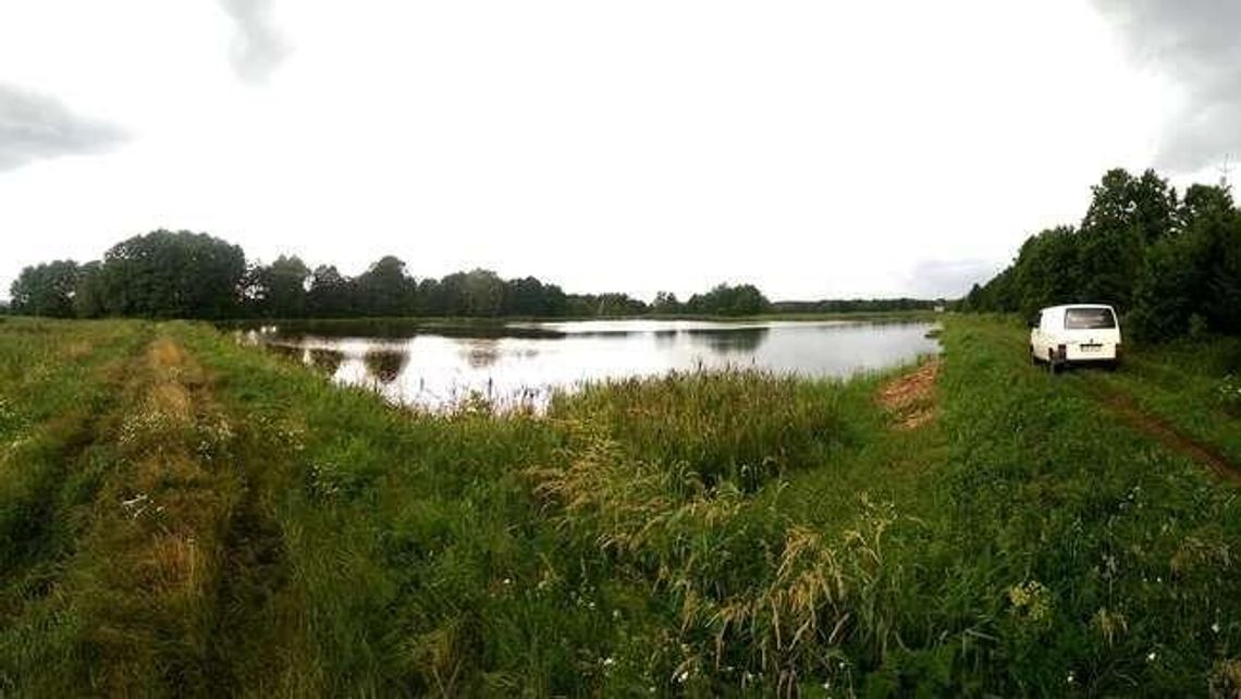 Koniec impasu w sprawie stawów przy Klukówce. Leśnicy wymienią się z samorządem? 