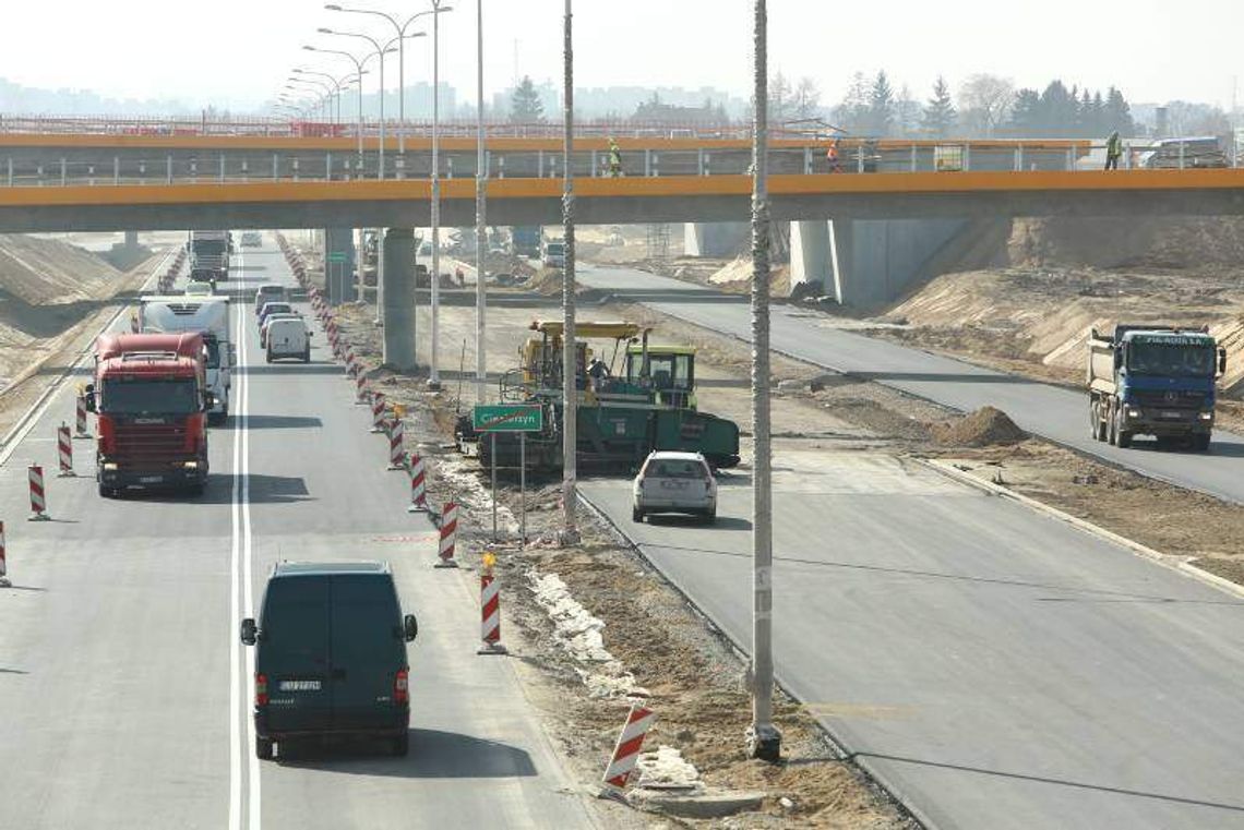 Koniec krętego objazdu w Elizówce. Węzeł Rudnik otwarty (wideo)