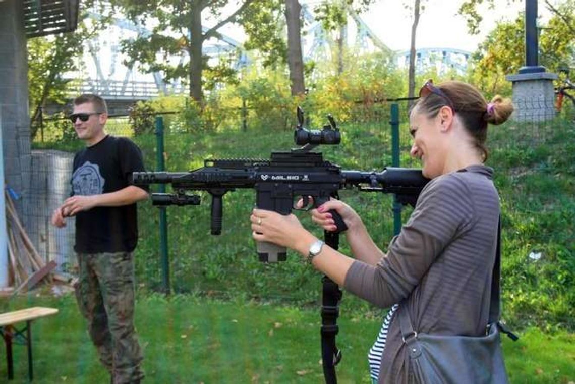 Koniec sezonu wodnego w Puławach. Za mało wody na tramwaj Koniec sezonu wodnego w Puławach. Za mało wody na tramwaj