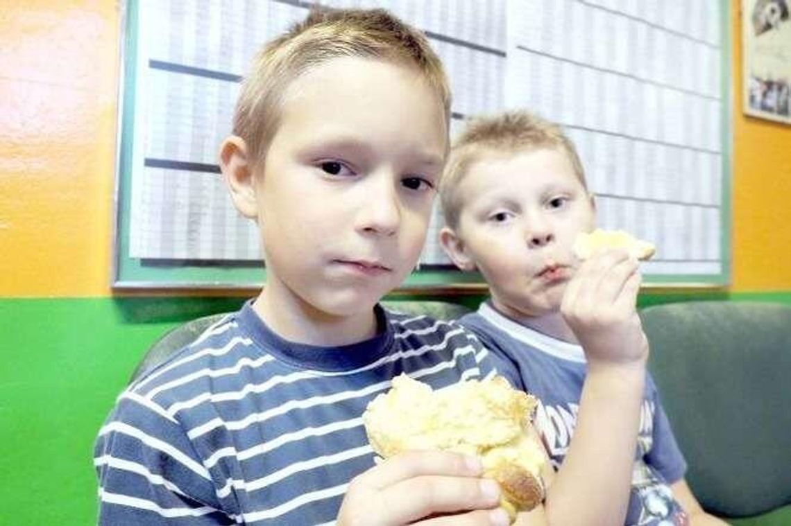 Koniec z "dilowaniem". Drożdżówki mają wrócić do szkół. Jest szansa na kawę i sól