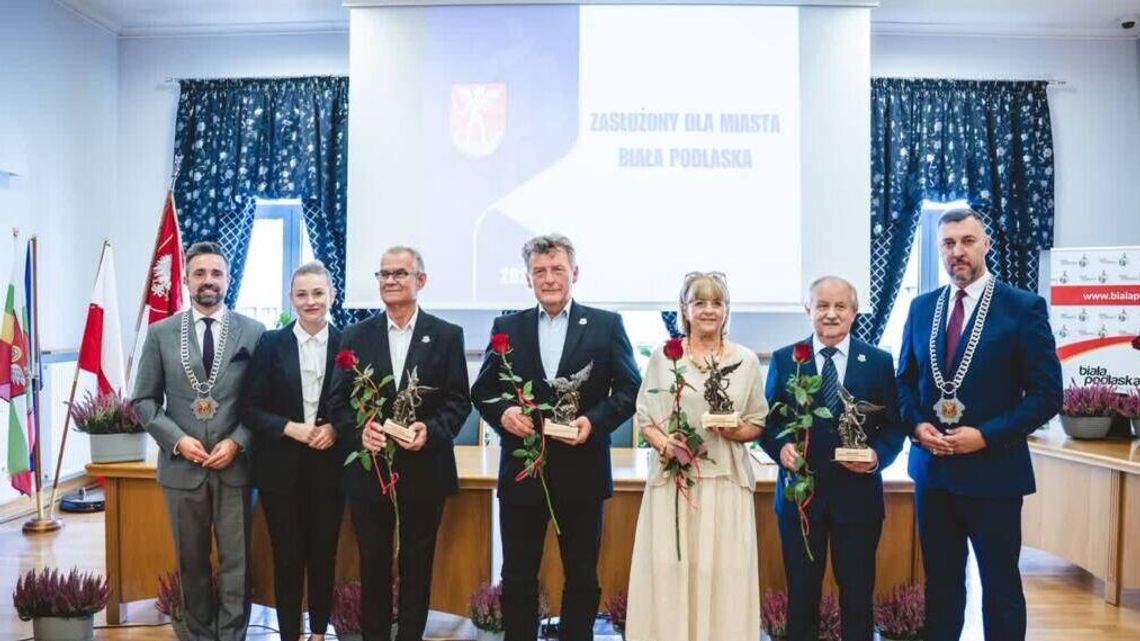 Koniec z licytacją na tytuły. Będą limity na "zasłużonych" i "honorowych" Koniec z licytacją na tytuły. Będą limity na "zasłużonych" i "honorowych"