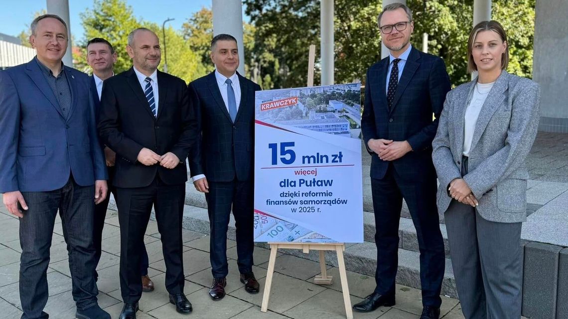 Koniec z tekturowymi czekami? Puławskie samorządy czekają na swoje miliony Koniec z tekturowymi czekami? Puławskie samorządy czekają na swoje miliony