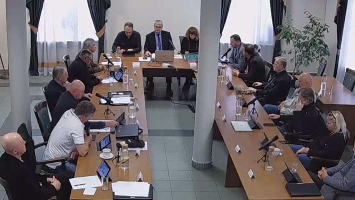 Koniec zaciskania pasa. Radni dostają dwa razy więcej