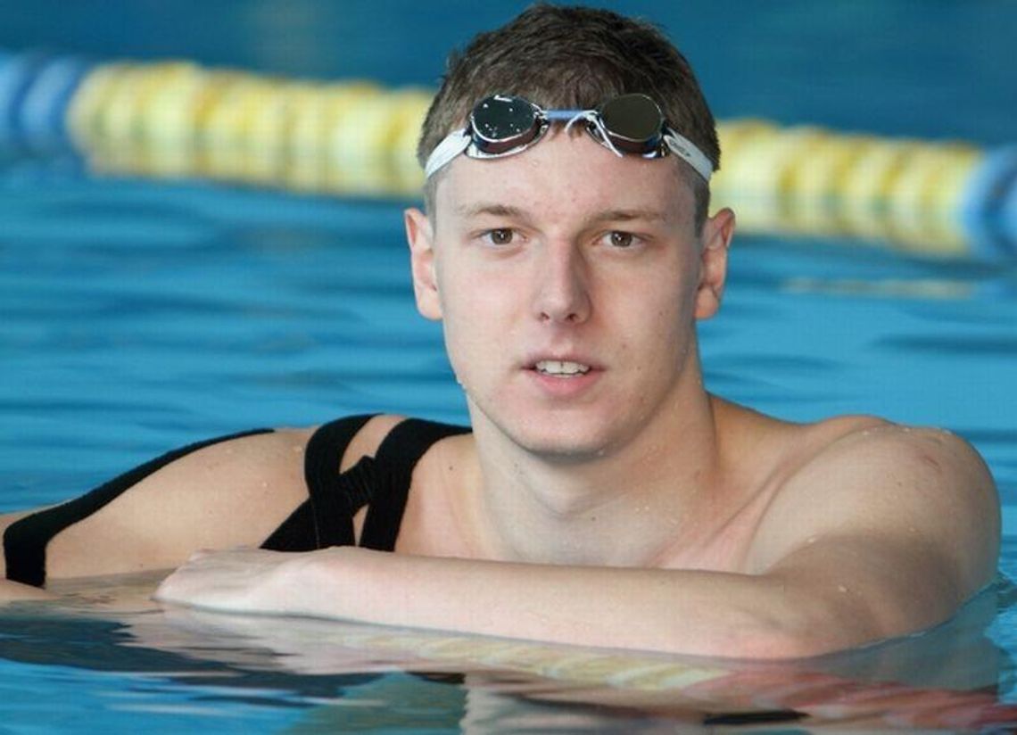 Konrad Czerniak poprawił rekord Polski i awansował do finału na 100 m motylkiem
