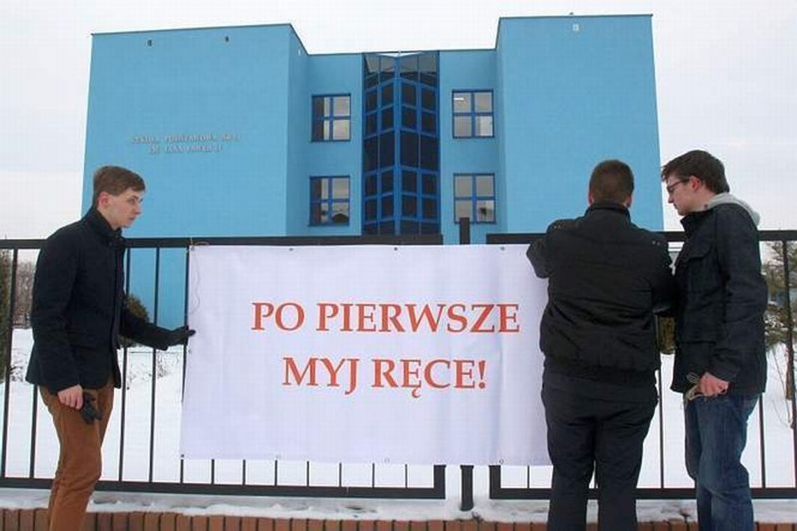 Konstytucja obowiązuje także w szkolnej stołówce Konstytucja obowiązuje także w szkolnej stołówce