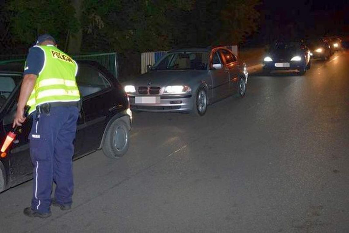 Kontrole koło dyskotek. Wielu kierowców pod wpływem alkoholu i narkotyków Kontrole koło dyskotek. Wielu kierowców pod wpływem alkoholu i narkotyków