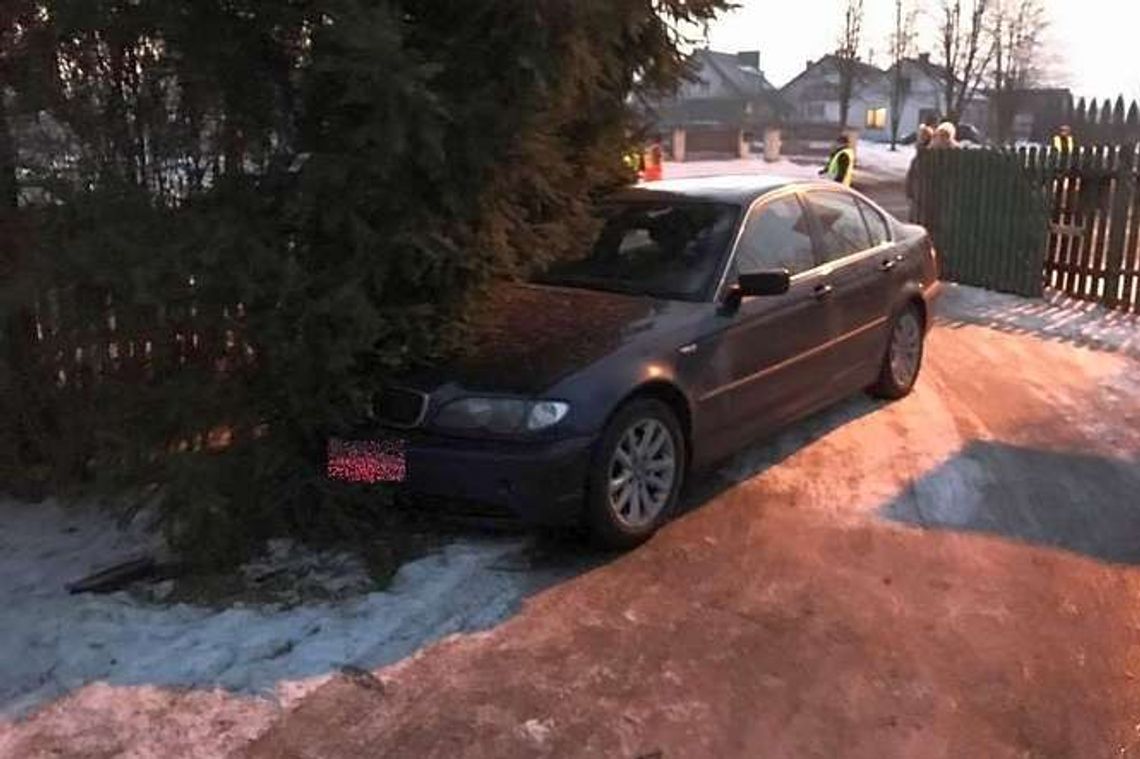 Korczów: W BMW wyprzedzał i zjechał na posesję wprost na kobietę
