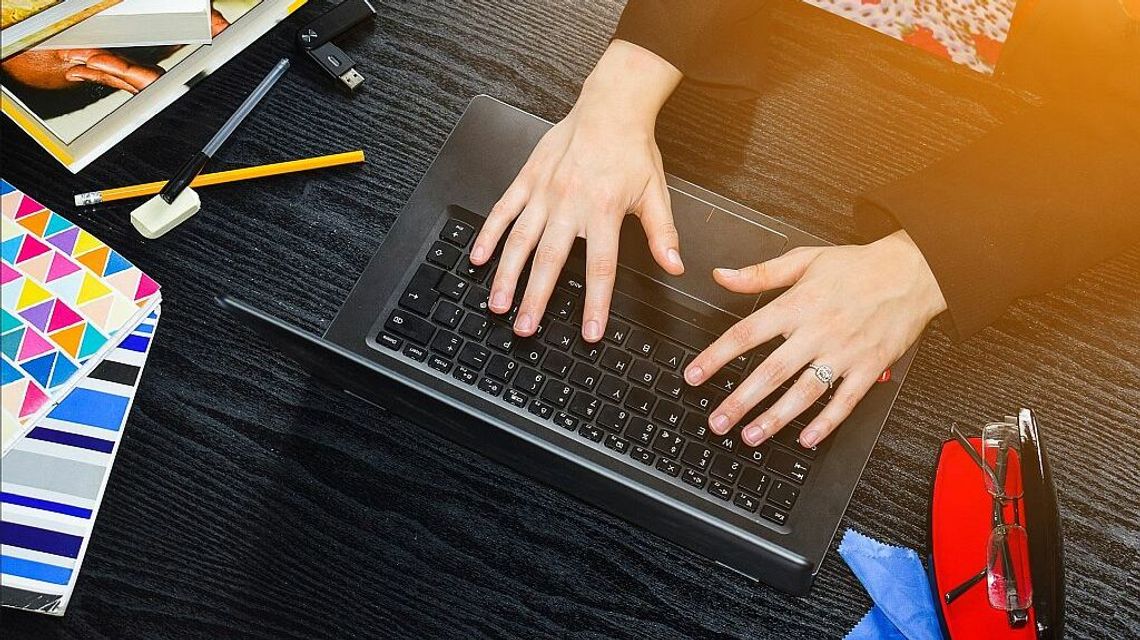 Korepetycje 2021: za ile i z czego? Czasem dodatkowe zajęcia mają też najmłodsi uczniowie Korepetycje 2021: za ile i z czego? Czasem dodatkowe zajęcia mają też najmłodsi uczniowie