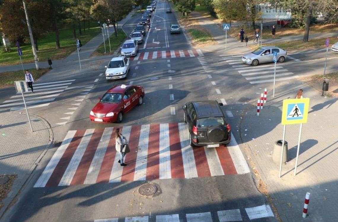 Korki na ul. Sowińskiego: Policja wkracza do akcji Korki na ul. Sowińskiego: Policja wkracza do akcji