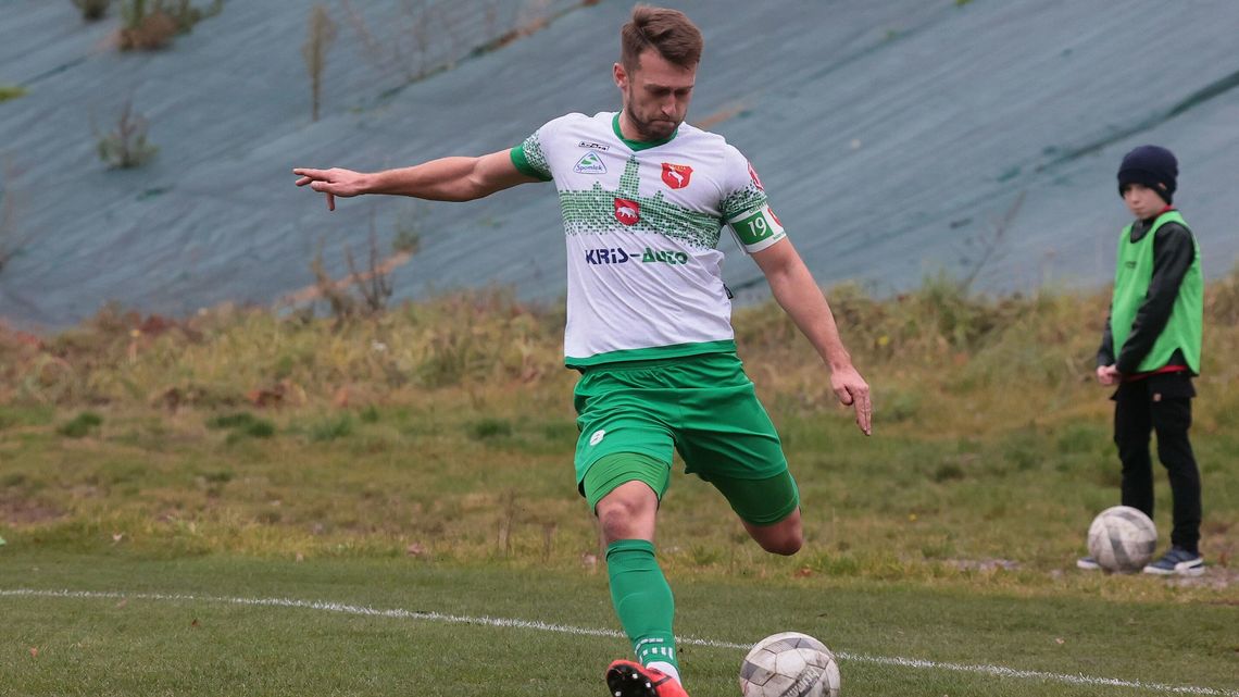 Korona II Kielce – Orlęta Spomlek 4:0. Nieudany debiut