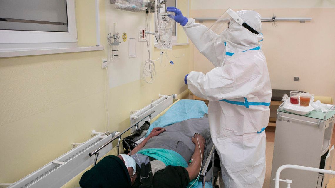 Koronawirus 13.12.2020. Bardzo duży spadek zakażeń i mała liczba zgonów