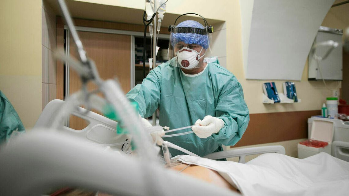 Koronawirus 27 listopada. Ponad 26 tys. zakażeń w Polsce. Zmarło niemal 380 osób