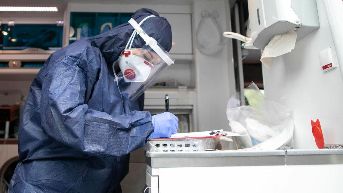 Koronawirus. 29 marca 2022. Znacznie więcej pacjentów wyzdrowiało