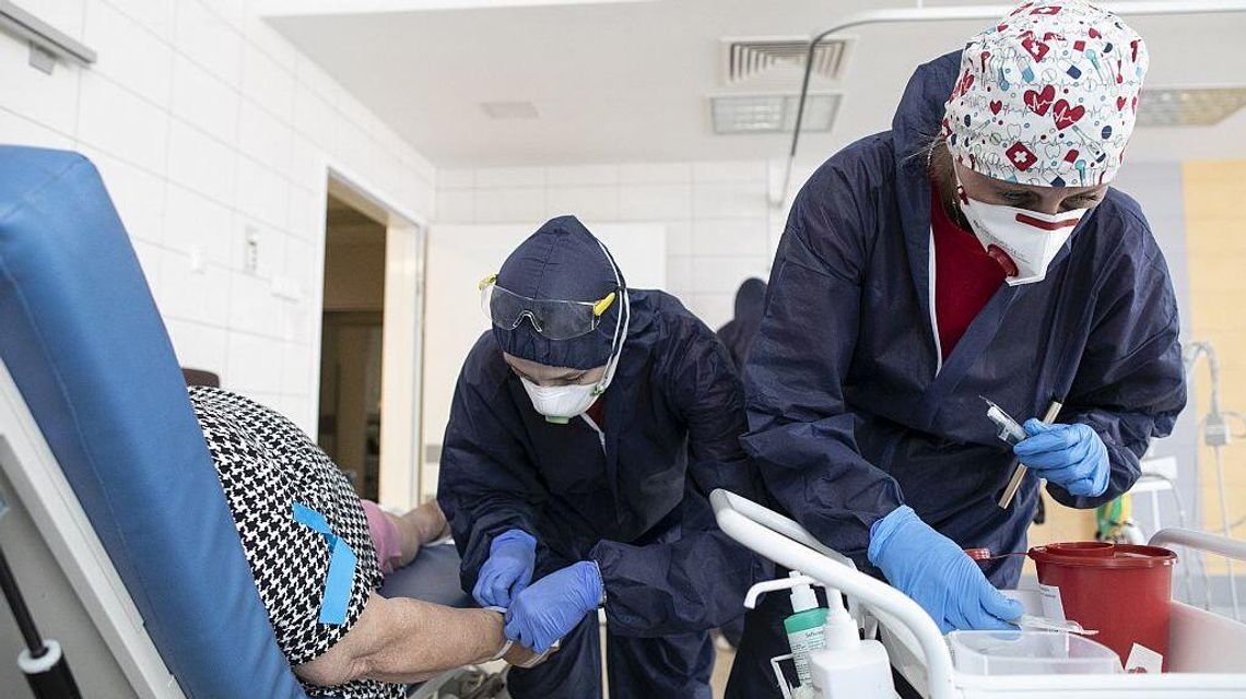 Koronawirus. 711 nowych chorych, zmarło 18 osób, w tym jedna w Lubelskiem