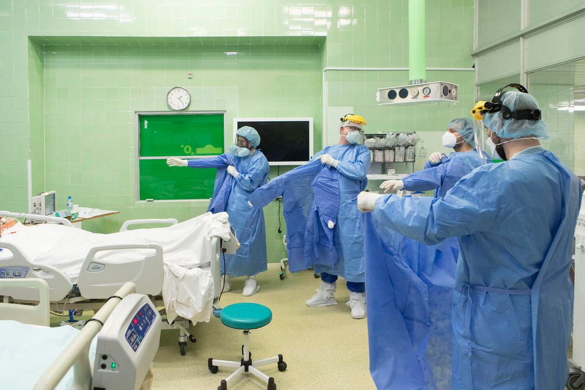 Koronawirus. Dane z 9 lutego. Zmarło 227 osób Koronawirus. Dane z 9 lutego. Zmarło 227 osób