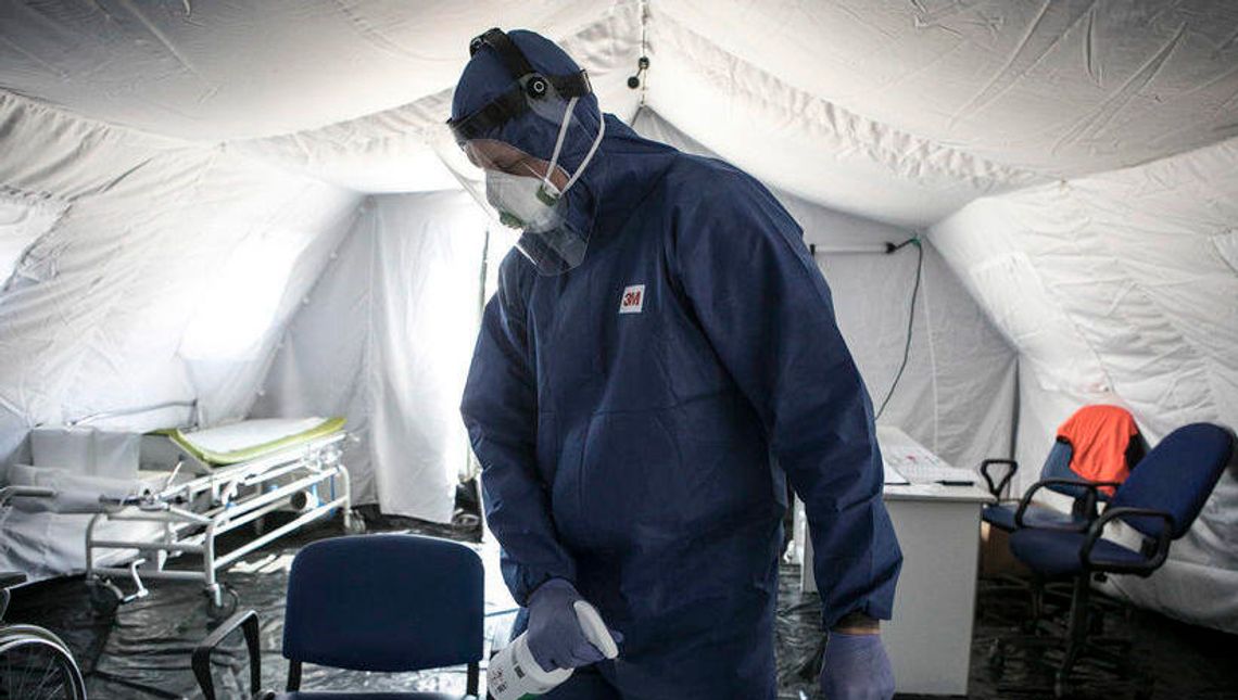 Koronawirus. Ekspert radzi, by powstrzymać się od weekendowych wyjazdów