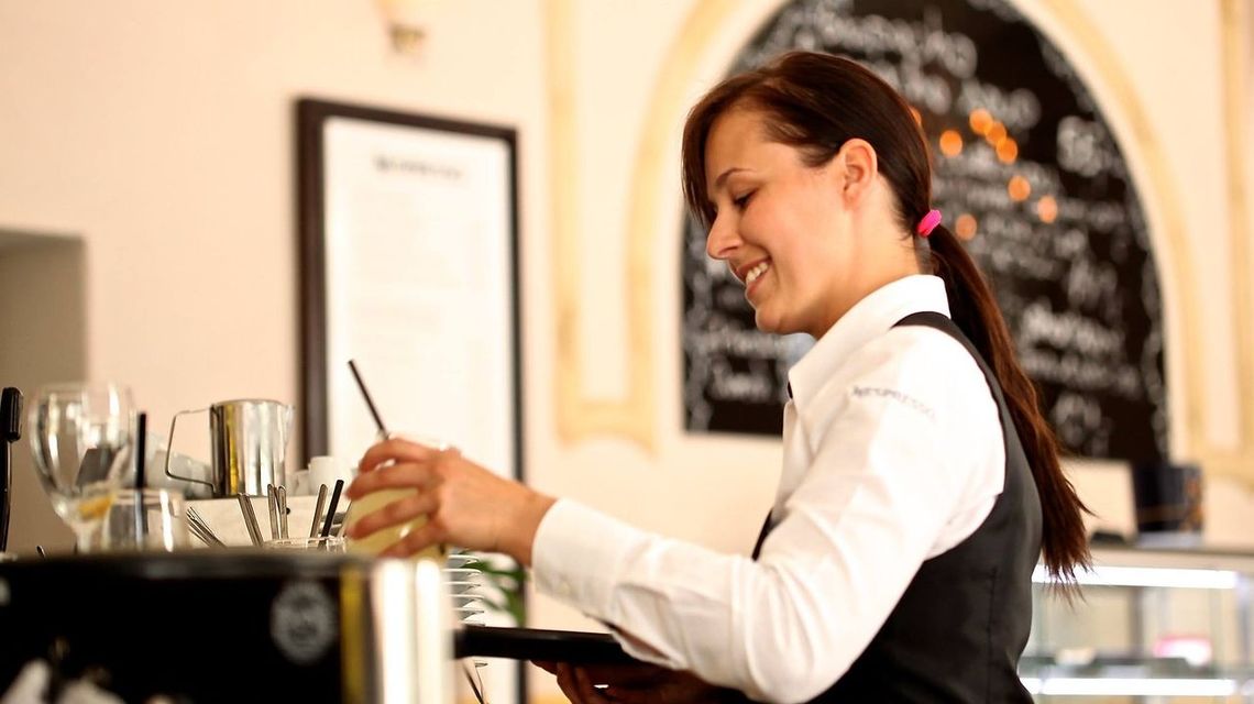 Koronawirus. Zmiana organizacji pracy podczas pandemii zmniejsza ryzyko zamknięcia firmy