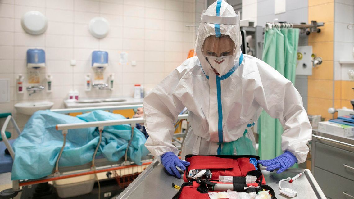 Koronawirus. Znów rekord, aż 13,6 tys. nowych chorych