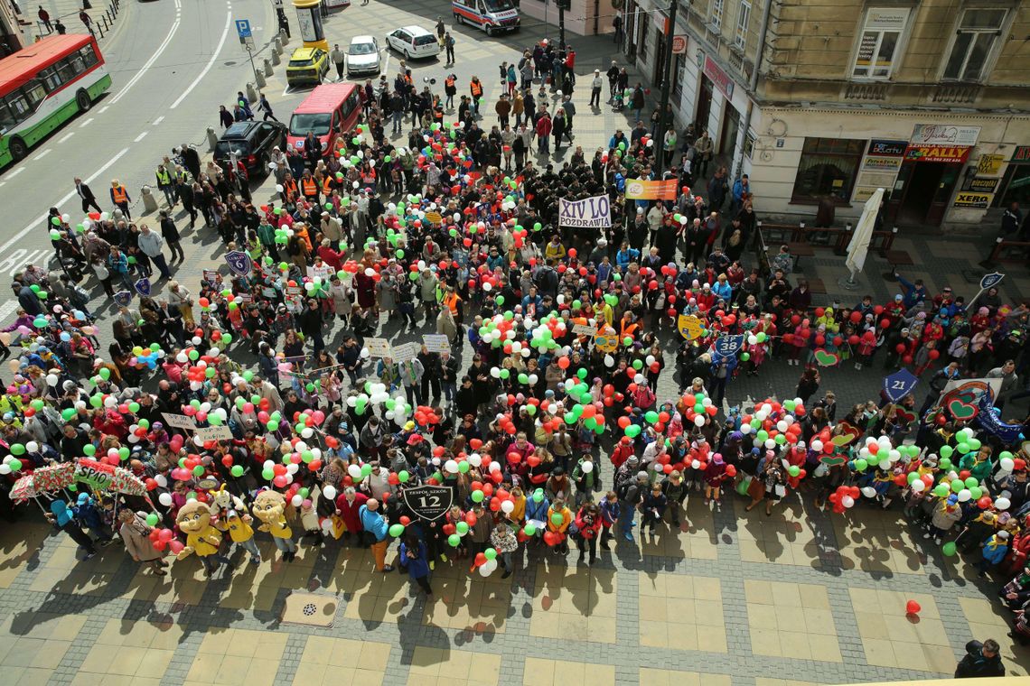Korowód Międzypokoleniowy przeszedł przez Lublin Korowód Międzypokoleniowy przeszedł przez Lublin