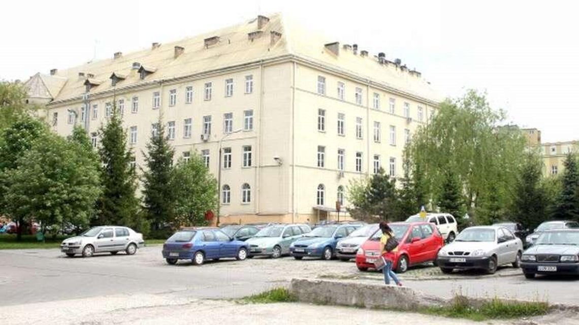 Korupcja w lubelskim szpitalu? Pieniądze i pobyt w domku letniskowym. Są zarzuty Korupcja w lubelskim szpitalu? Pieniądze i pobyt w domku letniskowym. Są zarzuty