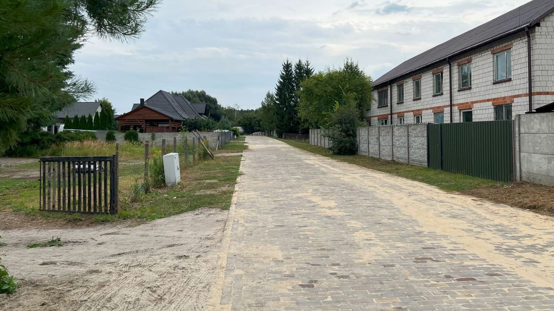 Kostka z odzysku, więc ulica nie była droga